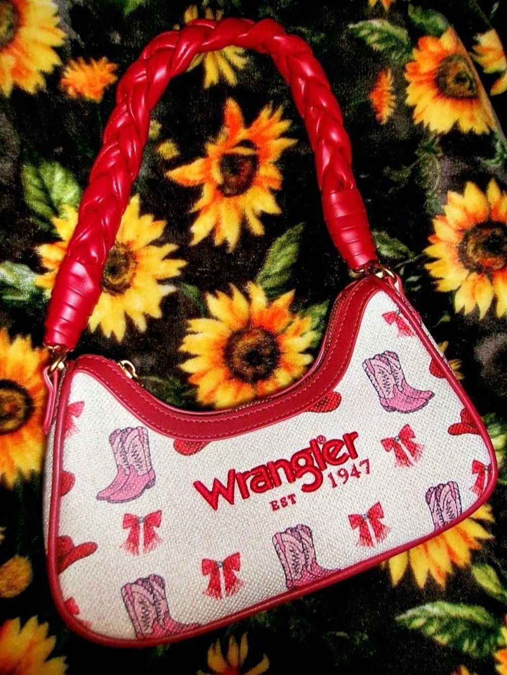 Wrangler Pink & Red Shoulder Bag